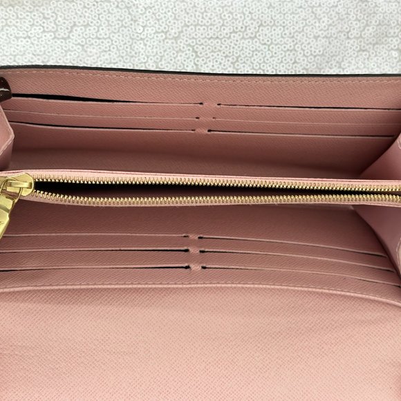 Louis Vuitton Sarah Wallet - Picture 4 of 8